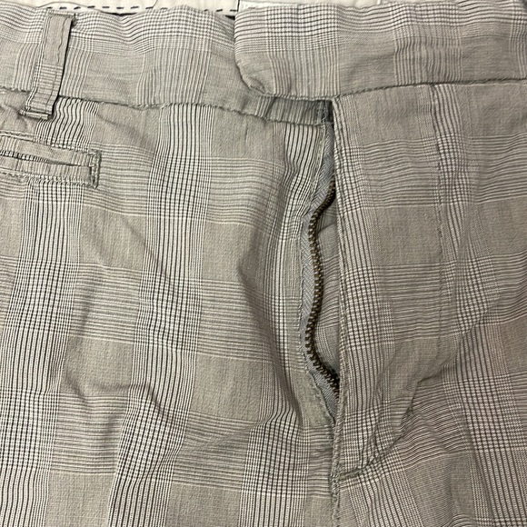 Mens dress up shorts plaid grey - Picture 2 of 5